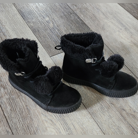 COPY - Gap Toddler Girls Suede PomPom Lace Up Boots- Black - Picture 3 of 7